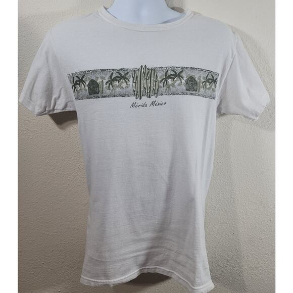 White Green Merida Mexico Surfboard Graphic Print Shirt Small Lightweight Soft - Picture 1 of 4